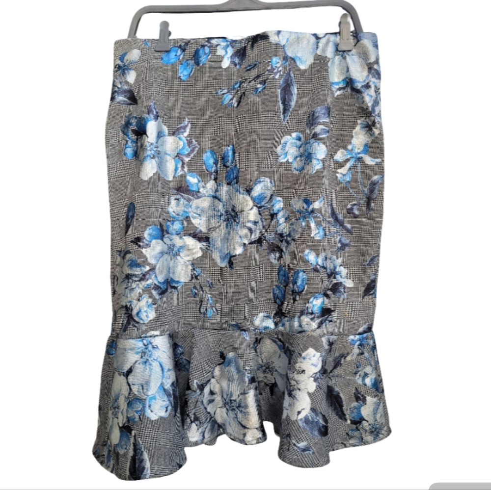 ECI New York Floral Plaid Ruffle Hem Skirt Size L – 24” Length